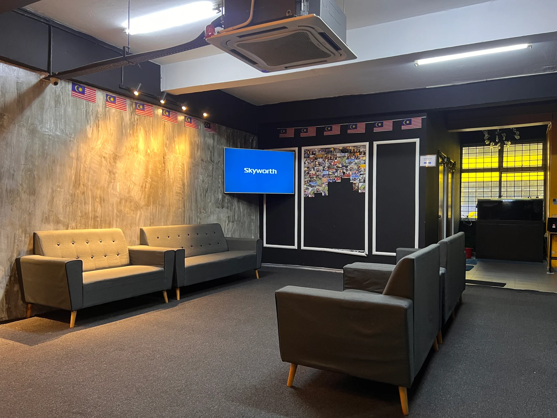 Customer lounge inside Ahmad Sportrim Garage